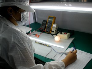 LED 燈電源測試與記錄
